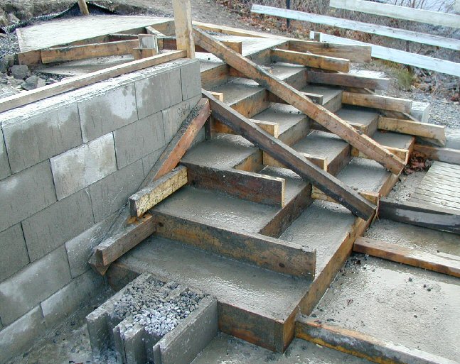Støpe betongtrapp